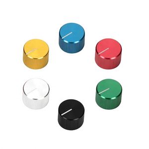 Perillas de potenciómetro de metal mecanizadas por CNC personalizadas, perillas de pedal de guitarra de aluminio, perillas de guitarra de aluminio anodizado sólido con tornillo de fijación - Product Image 1