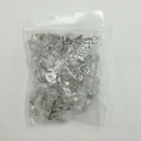 Chapelet catholique à 59 perles en verre de cristal transparent, cinq décades, avec motif colombe blanche et Saint-Esprit, et crucifix