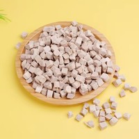 Aliments pour animaux de haute qualité 100% pépites de poulet lyophilisées nourriture pour chien et chat granulés de poulet lyophilisés friandises pour animaux de compagnie