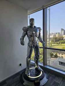 Sculpture grandeur nature de Iron Man MK2 de haute qualité, personnage de film Marvel, super-héros, statue en résine pour décoration - Product Image 4