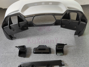 Pare-chocs arrière de style GTR en fibre de carbone de haute qualité pour Mercedes Benz <span class=keywords><strong>AMG</strong></span> <span class=keywords><strong>GT</strong></span> GTC GTS kit carrosserie pare-chocs avant - Product Image 4