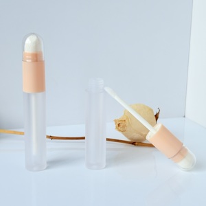 Stick de blush crème double-embout léger et écologique, étanche, avec éponge intégrée pour le contouring - Product Image 5
