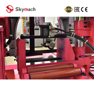 Sierra de cinta horizontal GH4240 con motor manual y engranajes para corte industrial de metal, capacidad 400x400 - Product Image 4