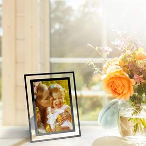 Cadre photo en verre design avec support réglable pour affichage portrait ou paysage, compatible avec diverses tailles de photos - Product Image 5