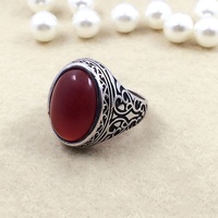 Bague Classique en Argent Plaqué Rhodium Thaïlandais à Prix Usine, Sertie d'Agate Rouge Ovale, Idéale pour Mariage ou Fiançailles, Cadeau pour Homme