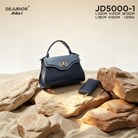 QAZA Sacs à main pour femmes 2026 Nouveauté Luxe Exquis Cuir PU Bord Cousu Sac à Bandoulière Professionnel Haut de Gamme pour Femme