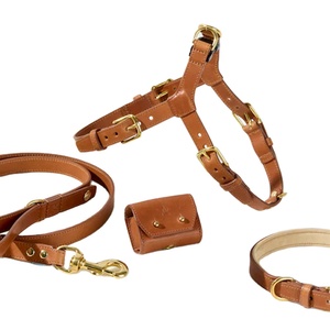 Kualitas tinggi dapat disesuaikan <span class=keywords><strong>PU</strong></span> kulit kerah anjing peliharaan tali <span class=keywords><strong>Harness</strong></span> dan tas kotoran pemegang Set dengan empuk lembut - Product Image 1