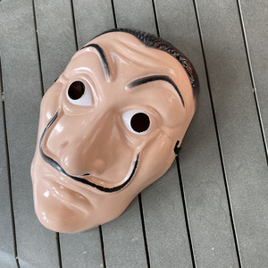 Masques de fête cosplay pour adultes, masques complets pour Halloween, Noël, anniversaire, Pâques, masques effrayants Salvador Dali, en plastique réutilisable et respirant - Product Image 4