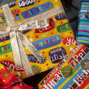 Custom Eco-Friendly Happy Birthday Gift <b>Wrap</b> <b>Paper</b> <b>Roll</b> 100GSM Double-Sided Coated Recyclable Metallized <b>Paper</b> for Gift Craft - Product Image 6