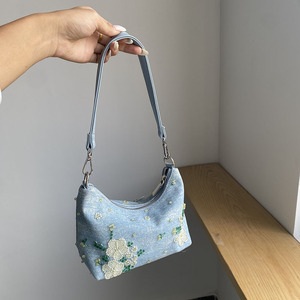 Bolso de mano con bordado de cuentas de perlas y <span class=keywords><strong>lentejuelas</strong></span> florales, bolso de hombro con cremallera de estilo chino Retro para mujer, adecuado para vacaciones - Product Image 2