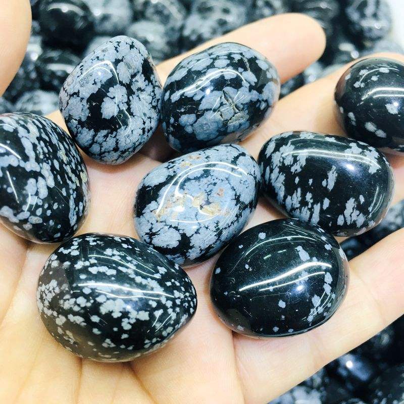 天然雪片黒曜石ヤシ雪片黒曜石クリスタルタンブル黒曜石癒し| Alibaba.com