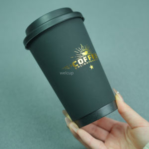 Bicchieri di Carta Personalizzati di Lusso per <span class=keywords><strong>Caffè</strong></span> Speciali, da 4oz a 20oz, con Stampa in Lamina d'Oro, Doppia Parete in Carta Kraft, Coperchio Incluso - Product Image 1