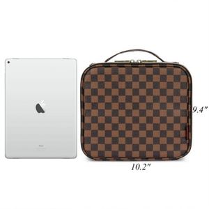 Salable Fashion <b>Makeup</b> Bag Portable Portable Dinner Storage Bag Dazzling High-End Multi-Functional <b>Makeup</b> <b>Case</b> Customization - Product Image 4