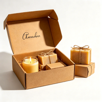 Boîte d'expédition en carton ondulé kraft écologique avec logo personnalisé imprimé et doublure en éponge, emballage durable pour ensemble de savons et bougies artisanaux