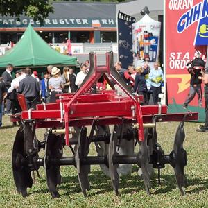 Bajak Cakram Ringan untuk Mengolah dan Meratakan Lahan Pertanian, Dirancang Khusus untuk Lahan Kecil. - Product Image 1