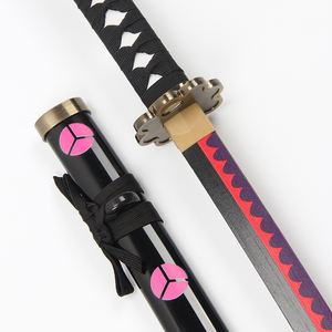 Le plus populaire 78CM One Piece <span class=keywords><strong>Shusui</strong></span> Cosplay Collection Nouveau jouet épées Mini <span class=keywords><strong>Katana</strong></span> en bois avec lame de bambou Anime court <span class=keywords><strong>Katana</strong></span> - Product Image 3