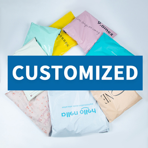 Buste di Spedizione in Polietilene Riciclato Impermeabili Rosa Chiaro di Lusso con Logo Personalizzato per Imballaggio Scarpe - Product Image 3