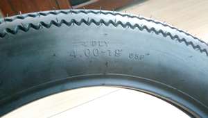<span class=keywords><strong>Pneu</strong></span> de <span class=keywords><strong>moto</strong></span> <span class=keywords><strong>vintage</strong></span> sans chambre à air à denture de scie -18 -19 <span class=keywords><strong>pouces</strong></span>, état neuf, à vendre - Product Image 2