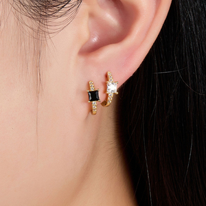 Pendientes de Aro Coloridos de Plata de Ley con Baño de Oro de 18K y Circonitas, de Moda, Tipo Huggie, para Mujer - Product Image 3
