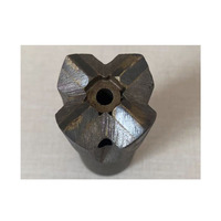Barra de Anclaje Autoperforante Multifunción Marca JinDu SDA T40/90 de 90 mm con Carburo de Tungsteno para Minería