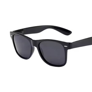 Gafas de sol polarizadas de diseño moderno y a la moda, anti-ultravioleta, para pesca y conducción, para hombres y mujeres. - Product Image 1