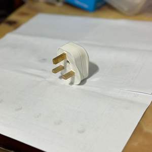 Universal <b>Travel</b> Adapter Uk Standard 13A 100-240V Ac <b>Plug</b> With Light ABS Material For Foreign Trade - Product Image 1