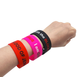 สายรัดข้อมือซิลิโคนสำหรับการรับรู้มะเร็งเต้านมขายส่งขั้นต่ำ - Product Image 3
