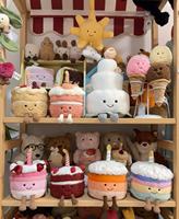 [Nouveau Produit en Gros] Jelly Catt UK 25 Festival Princess Ours et Lapin en Peluche en Coton PP Super Doux, Cadeau Surprise