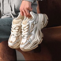 Chaussures de sport pour hommes 	 Chaussures pour hommes en cuir 	 Chaussures décontractées, baskets pour homme 	 Chaussures pour hommes, baskets