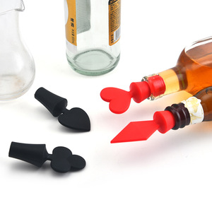 Bouchons de bouteille de <span class=keywords><strong>vin</strong></span> en Silicone, logo personnalisé, créatif poker, bouteille de <span class=keywords><strong>vin</strong></span> sans fuite, conservation de la fraîcheur, scellant, bouchons de fermeture de Champagne - Product Image 3