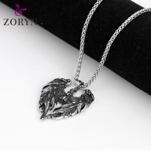 Colliers pendentifs en acier inoxydable avec pièce de monnaie soleil, style celtique, dieu du soleil, vintage, gothique, punk, en acier titane, bijoux de mode pour hommes - Product Image 4