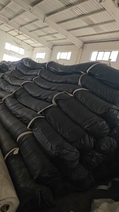 Bâche GCL auto-cicatrisante aiguilletée imperméable 4000g 4800g 5000g pour entrepôt moderne extérieur de haute performance - Product Image 5