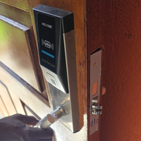 Cerradura Electrónica Inteligente de Acero Inoxidable sin Llave con Tarjeta MF, Software para PC y Aplicación TTlock TT Hotel para Casa, Hotel o Apartamento