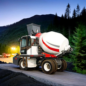 Autobetoniera per Trasporto Calcestruzzo Pronto all'Uso con Motore Diesel da 85kW, Capacità del Tamburo 5150L, Trazione 4x4 e Sistema di Raffreddamento Idraulico - Product Image 1