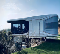 Lit préfabriqué pour dormir en extérieur Cabine Pod Maison mobile préfabriquée Petite maison Conteneur moderne de luxe à ossature en acier Maison d'hôtel à capsule spatiale