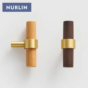 Nurlin มือจับลิ้นชักตู้เสื้อผ้าไม้บีชสไตล์อเมริกันแบบนอร์ดิกด้ามเฟอร์นิเจอร์ทำจากทองเหลืองวอลนัทธรรมชาติ
