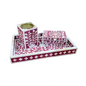 Mubkhar Decorativo de Madera, Porta Incienso Hecho a Mano de Primera Calidad, Clásico y Elegante Porta Bakhoor de Madera - Product Image 1