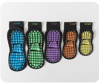 Chaussettes de sol antidérapantes pour trampoline, en polyester tricoté fin, motif uni, pour enfants et adultes, chaussettes d'intérieur parent-enfant