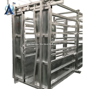 Équipement d'élevage d'animaux de ferme, de ranch et vétérinaire, étrier de compression pour bétail en acier robuste, modèle 3D, vérifié par Pro Outlet - Product Image 2