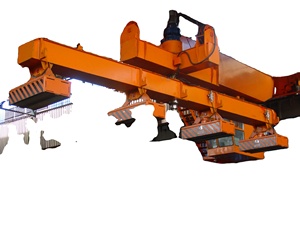 鉄骨工場における超高温スクラップスチールスラグ輸送および持ち上げ用電磁石リフター - Product Image 4