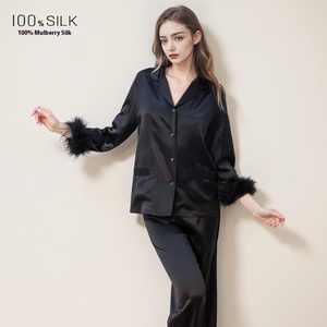 <span class=keywords><strong>Pijama</strong></span> <span class=keywords><strong>de</strong></span> seda <span class=keywords><strong>de</strong></span> morera 100% para mujer, 19mm, costura <span class=keywords><strong>de</strong></span> plumas, ligero, <span class=keywords><strong>de</strong></span> lujo, informal, prendas <span class=keywords><strong>de</strong></span> vestir para el hogar, Colección Primavera <span class=keywords><strong>Verano</strong></span> - Product Image 4