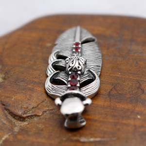 <b>Titanium</b> Steel Fashion Retro Feather Skull Pendant Necklace Personality Stainless Steel Zircon Pendant Men's Jewelry Wholesale - Product Image 6