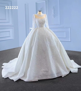 QUEENSGOWN Abito da Sposa di Lusso a Maniche Lunghe con Perline, Vestito da Ballo con Scollatura a Cuore, Abito Nuziale Avorio - Product Image 2
