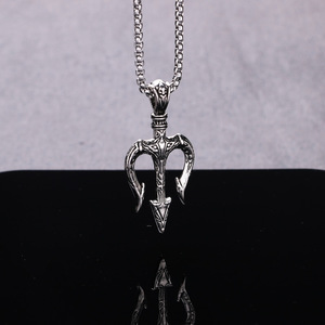 Collana da uomo in acciaio inox impermeabile Anti-appannamento Punk Trishul nettune tridente placcato oro alla moda creazione di gioielli - Product Image 4