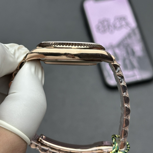 Montre mécanique classique de luxe 2025, cadran en or 18 carats, double calendrier, étanche, boîtier en acier inoxydable, tourbillon, support OEM ODM - Product Image 4