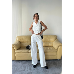 Conjunto de chaleco corto y pantalones blancos - Conjunto de dos piezas de verano con detalle de dobladillo con abertura y rayas laterales, talla XS, top de corte ajustado - Product Image 3