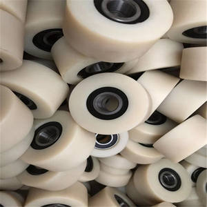 Ruota a rulli in Nylon di plastica lavorata a Cnc OEM con cuscinetto a sfere e anello di sicurezza - Product Image 6