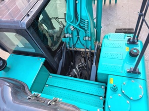 รถขุดตีนตะขาบ Kubelco มือสอง สำหรับงานหนัก งานก่อสร้าง และงานเหมือง - Product Image 4