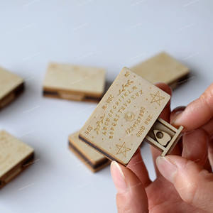 Boîte de planche Ouija en bois miniature Tableau de communication spirituelle personnalisé Ensemble de jeu de séance personnalisé pour les amateurs de paranormal - Product Image 5