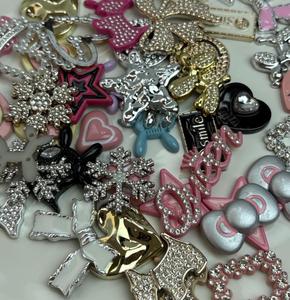 Ciondoli Decorativi Misti per Cover Telefono con Logo di Marche Famose <span class=keywords><strong>e</strong></span> Strass per Accessori Fai-da-Te - Product Image 2